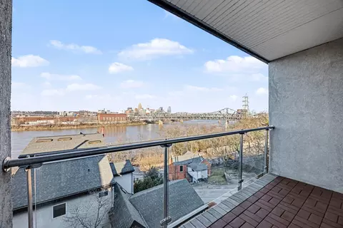 920 Virginia Ln, Covington, KY 41016
