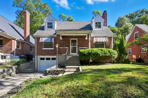 30 Burdsall Ave, Fort Mitchell, KY 41017