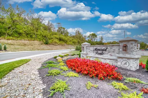 820 Fairbanks Ln, Newport, KY 41071