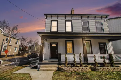 1324 Scott St, Covington, KY 41011