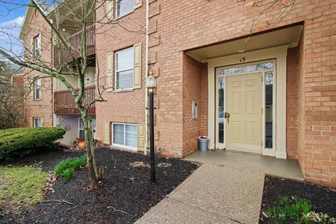 15 Meadow Ln # 9, Highland Heights, KY 41076