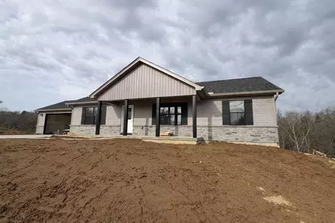 180 Saddlebrook Ln, Dry Ridge, KY 41035