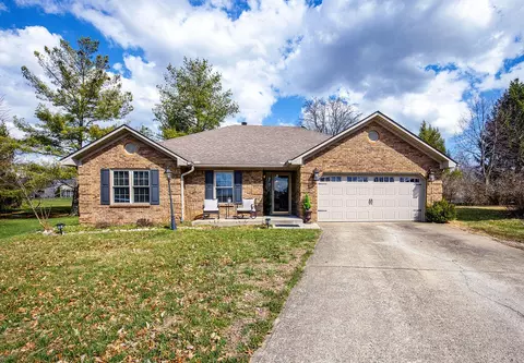 305 Glass Cir, Georgetown, KY 40324