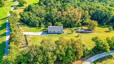625 Bracht Rd, Corinth, KY 41010