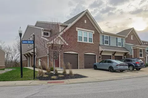 1194 Lemon Tree Ln, Fort Wright, KY 41011