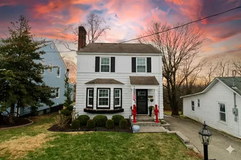 12 Summit Ave, Williamstown, KY 41097