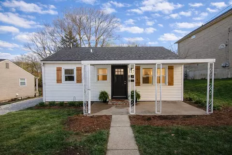 617 Bedinger St, Elsmere, KY 41018