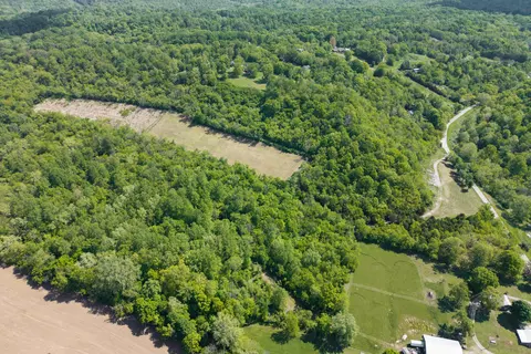 5242 Waterloo Rd, Burlington, KY 41005