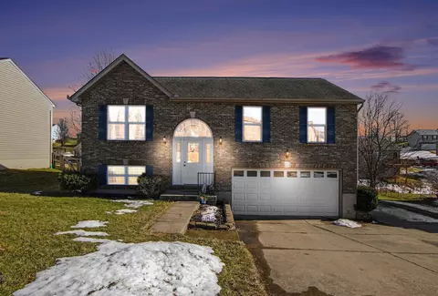282 Fairway Dr, Dry Ridge, KY 41035