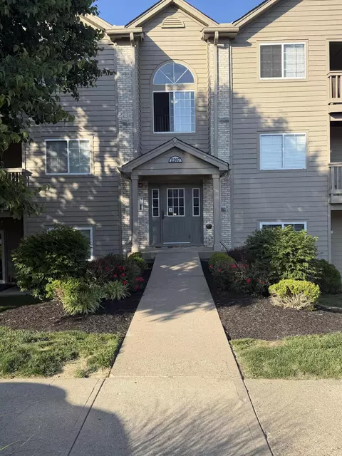 2207 Teal Briar Ln #103, Burlington, KY 41005
