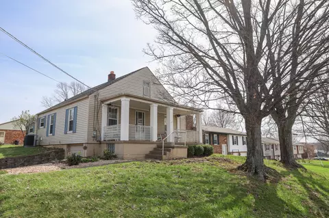 728 Rogers Rd, Villa Hills, KY 41017