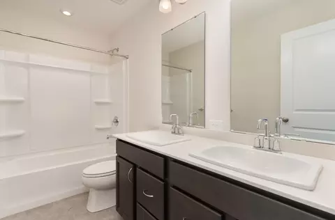 Bath - 4096 Cardiff St, Union, KY 41091 photo 4 of 4