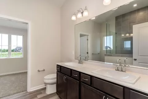 Bath - 4096 Cardiff St, Union, KY 41091 photo 1 of 4