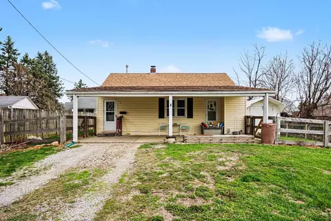 4 Woodland Ave, Florence, KY 41042