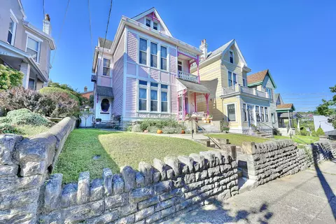220 Berry Ave, Bellevue, KY 41073