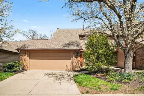 7002 Nob Hill Dr, Fort Thomas, KY 41075