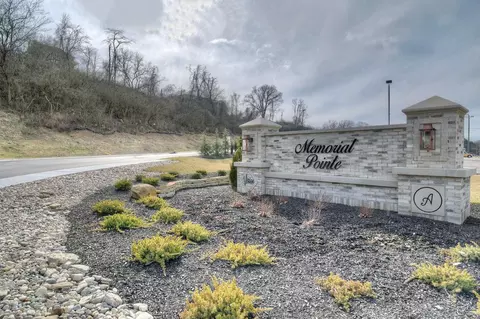 793 Fairbanks Ln, Newport, KY 41071