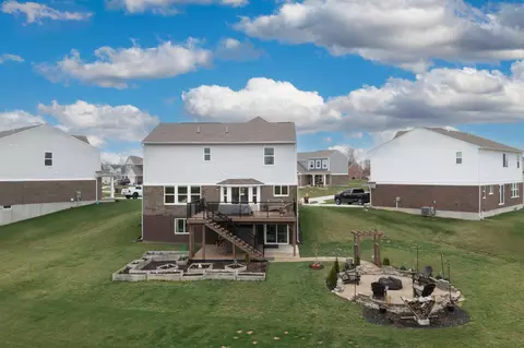 Exterior - 5019 Pinebluff Ct, Burlington, KY 41005 photo 9 of 13