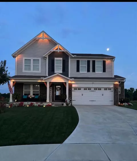 Exterior - 5019 Pinebluff Ct, Burlington, KY 41005 photo 2 of 13