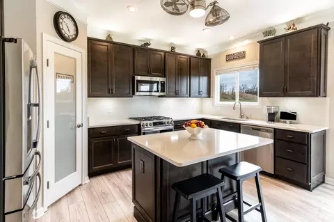 Kitchen - 5019 Pinebluff Ct, Burlington, KY 41005 photo 3 of 4