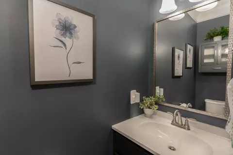 Bath - 5019 Pinebluff Ct, Burlington, KY 41005 photo 1 of 6