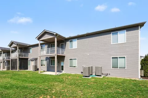 Exterior - 1305 Rubyhill Ln, Florence, KY 41042 photo 8 of 13