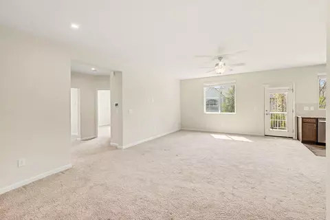 Living - 1305 Rubyhill Ln, Florence, KY 41042 photo 1 of 5