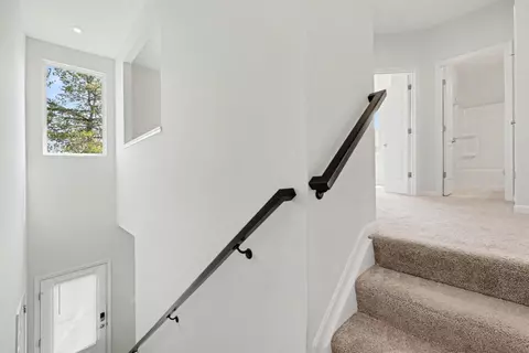Entry Way - 1305 Rubyhill Ln, Florence, KY 41042 photo 1 of 1