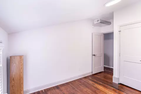 Bedroom - 1039 Lee St, Covington, KY 41011 photo 6 of 7