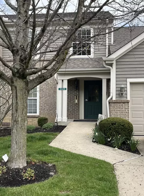 2123 Clareglen Dr #204, Crescent Springs, KY 41017