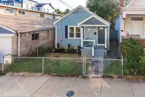 930 York St, Covington, KY 41011
