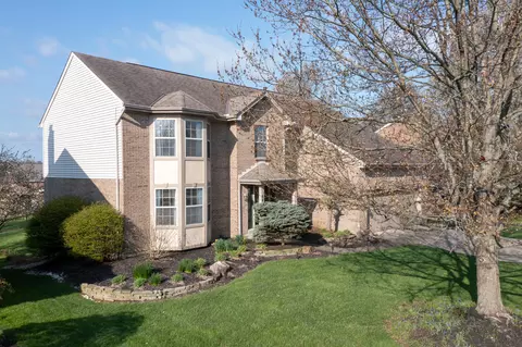 8431 Woodcreek Dr, Florence, KY 41042