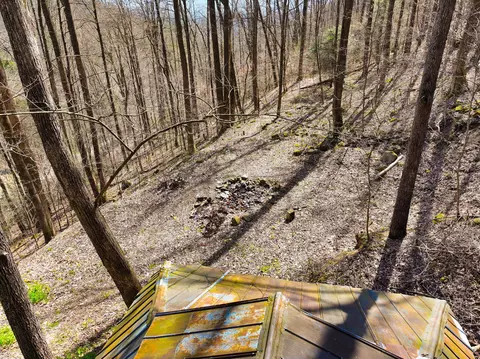 1197 Beans Fork Rd, Middlesboro, KY 40965 photo 19