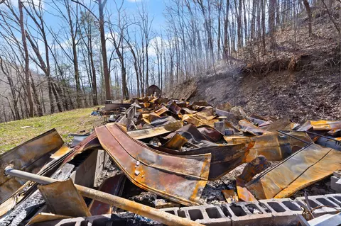 1197 Beans Fork Rd, Middlesboro, KY 40965 photo 8