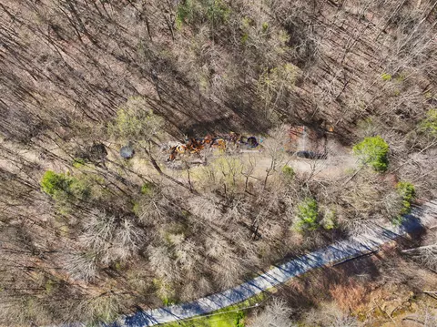 1197 Beans Fork Rd, Middlesboro, KY 40965