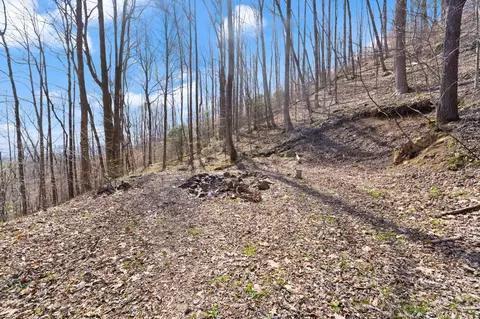 1197 Beans Fork Rd, Middlesboro, KY 40965 photo 13