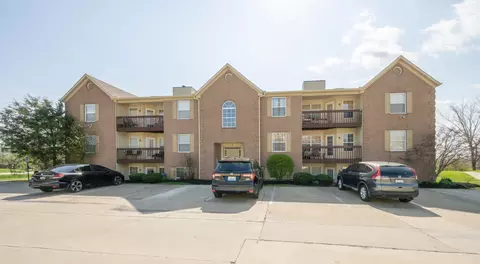18 Highland Meadows Cir #7, Highland Heights, KY 41076