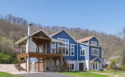 4186 River Rd, Hebron, KY 41048