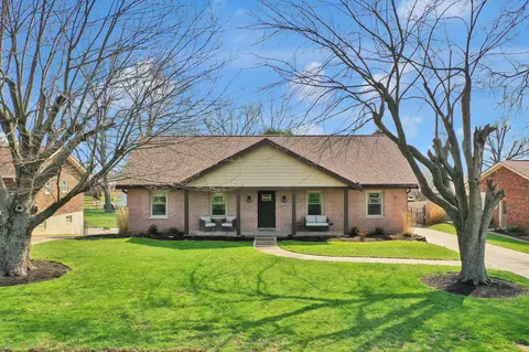 758 Meadow View Dr, Villa Hills, KY 41017