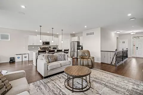 Living - 2220 Amici Dr, Covington, KY 41017 photo 1 of 2