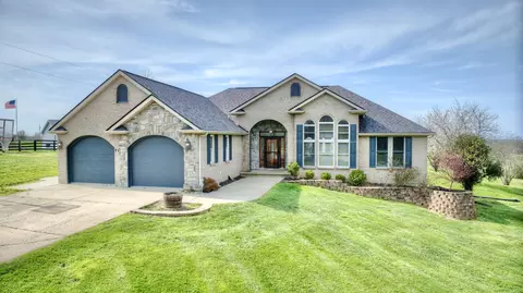 715 Heritage Dr, Sparta, KY 41086