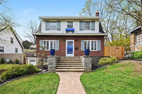 137 Burnet Rdg, Fort Thomas, KY 41075