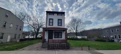 945 Philadelphia St, Covington, KY 41011