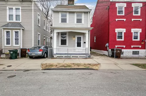 1712 Garrard St, Covington, KY 41014