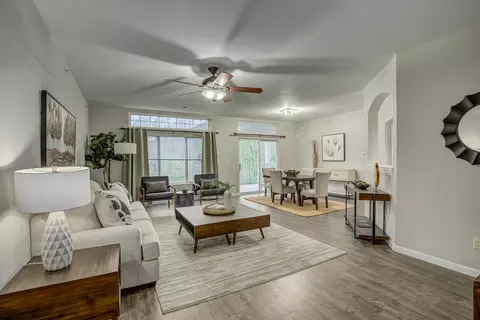 459 Southwind Ln, Ludlow, KY 41016