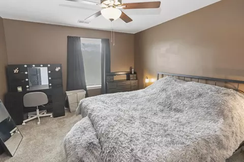 Bedroom - 2323 Piazza Rdg, Covington, KY 41017 photo 1 of 5