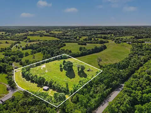 105 Scaffold Lick Creek Rd, Berry, KY 41003