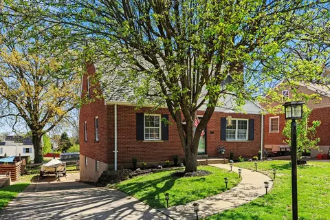 Exterior - 512 Rosemont Ave, Park Hills, KY 41011 photo 7 of 8
