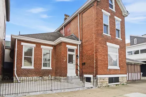 226 W 10th St, Newport, KY 41071
