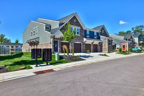 2522 Elyria Ct, Crescent Springs, KY 41017